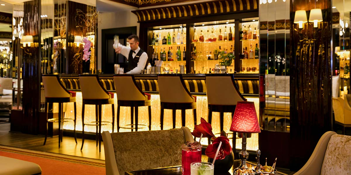 Bar in Cannes, Hotel Barriere Le Majestic Cannes, Prestigious Venues