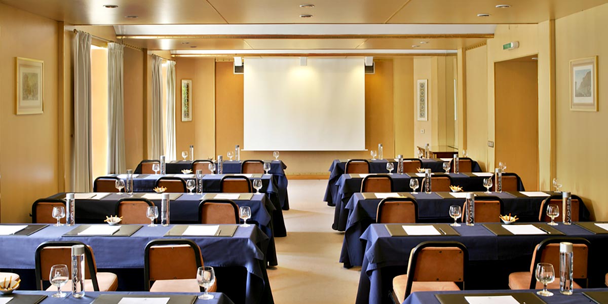 Sintra Room classroom meetings, Palacio Estoril, Prestigious Venues