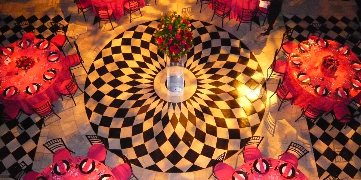 Gala Dinner with round tables, Queen's House, Prestigious Venues