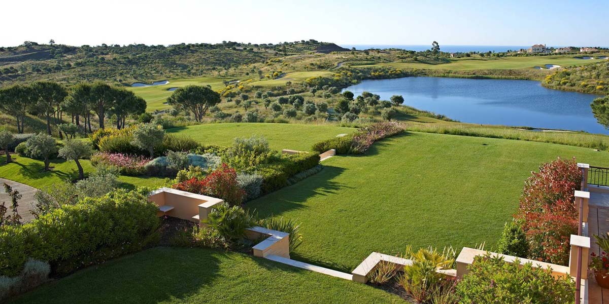 Monte Rei Lawns at Monte Rei Golf & Country Club