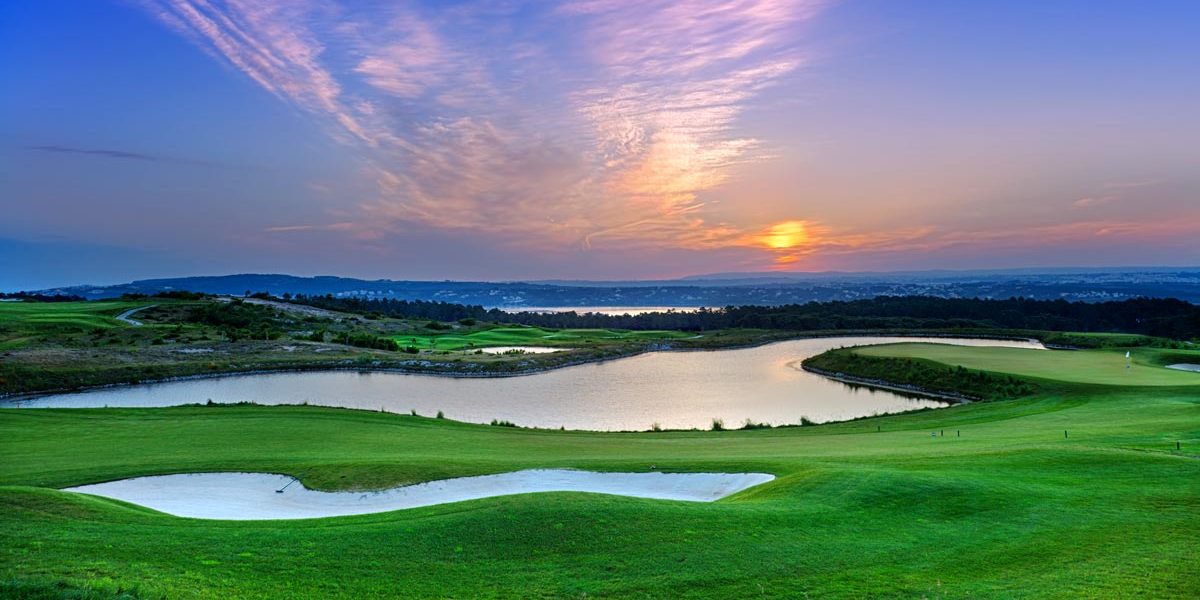 Sunset Seaview at Royal Obidos, Top Golf Venues Near Lisbon, Prestigious Venues